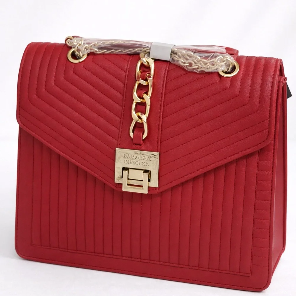 BADGLEY MISCHKA RED QUILTED CROSSBODY - Picture 1 of 5